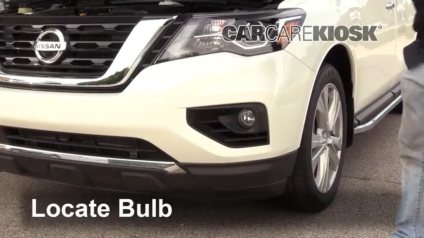 2018 Nissan Pathfinder S 3.5L V6 Éclairage Feu antibrouillard (remplacer l'ampoule)